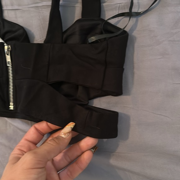 Forever 21 crop top ! - Picture 5 of 5